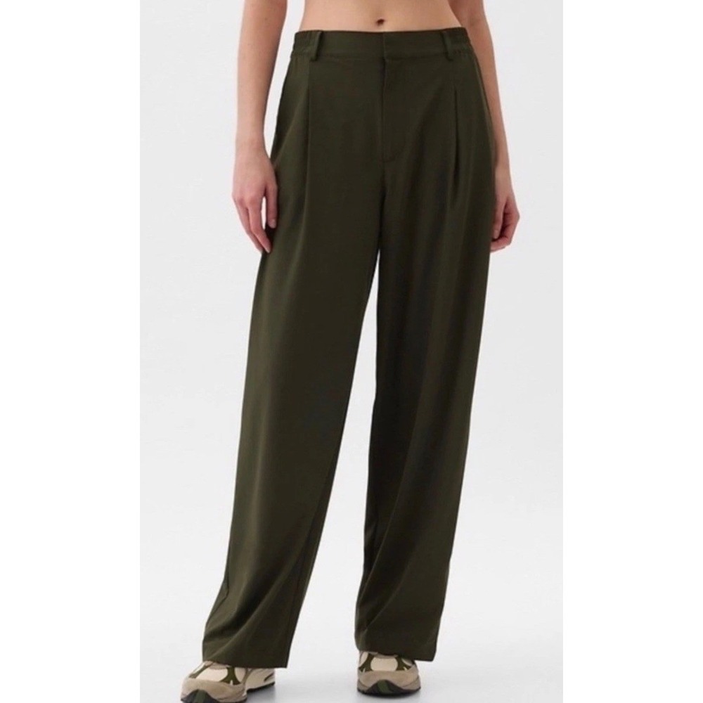 NWT Gapfit Gap High Rise Runaround Wide Leg Green Pants Athleisure Travel XL